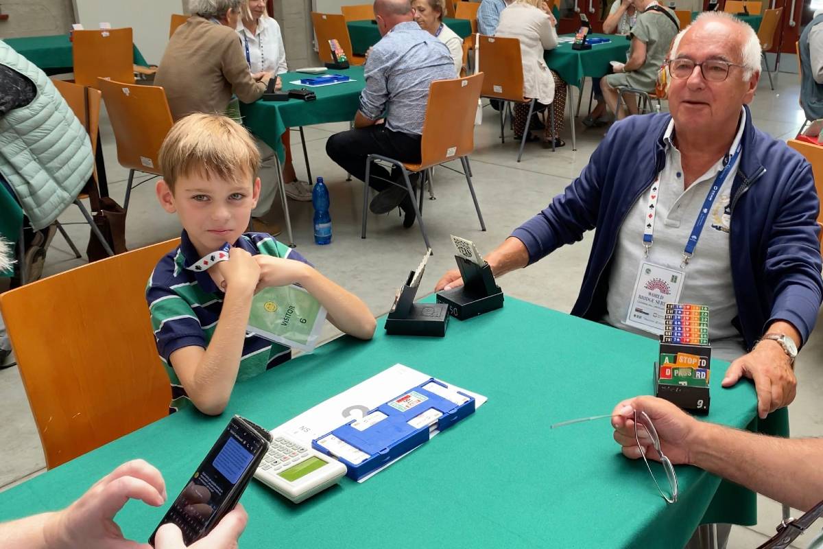 Turniej brydżowy amatorów w Hali Stulecia